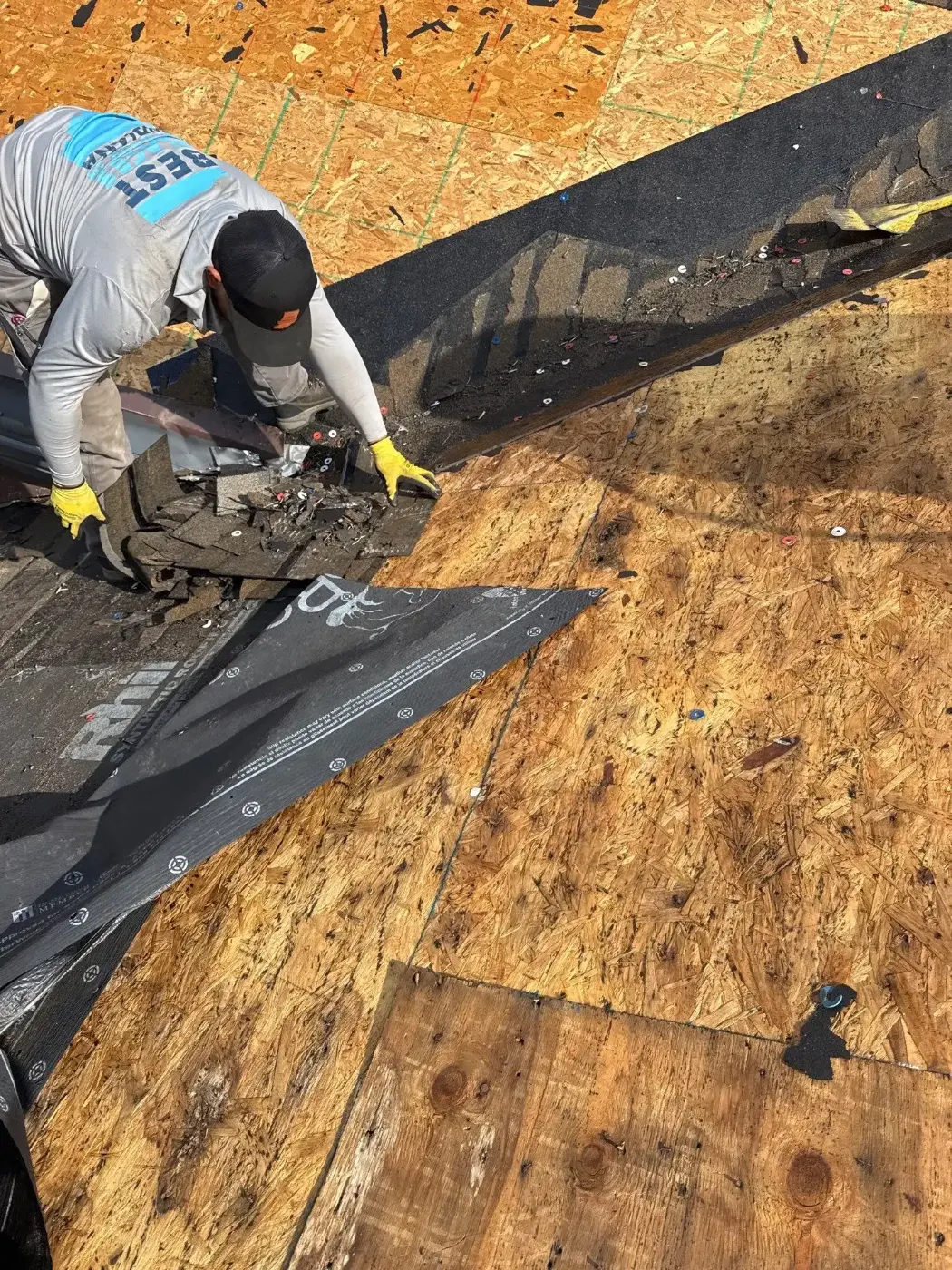 Tarping and dry-in on a Batesville commercial roof